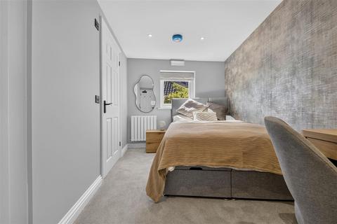 1 bedroom in a house share to rent, Old Laundry Court, Norwich