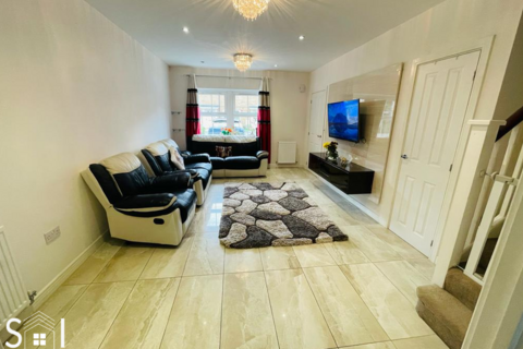 3 bedroom terraced house to rent, Foxglove Close, West Drayton, UB7 9GA