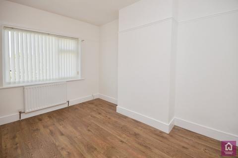 3 bedroom semi-detached house to rent, Littleton Road, Salford M7