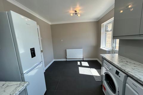 3 bedroom end of terrace house to rent, Langford Place, Sidcup, DA14