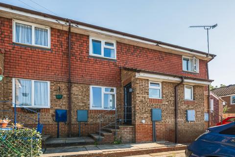 2 bedroom terraced house for sale, Selborne Gardens, Farnham, Surrey, GU9