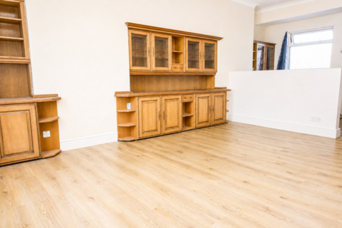 Studio to rent, 127 London Road, Preston, Preston, Lancashire, PR1