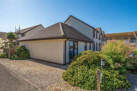 2 bedroom terraced bungalow for sale, Clayton Road, Selsey, PO20