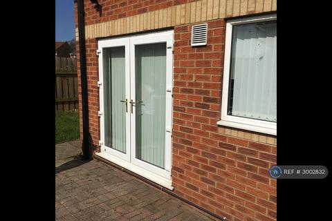 3 bedroom semi-detached house to rent, Cranberry, Middlesbrough, TS8