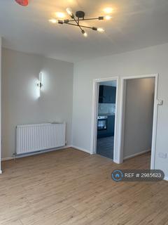 2 bedroom bungalow to rent, Lovat Road, Bolton, BL2