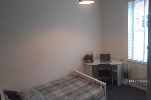 1 bedroom in a house share to rent, Longford St, Derby, DE22