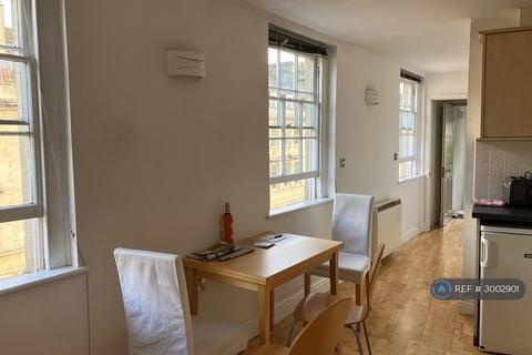 1 bedroom flat to rent, Vineyards, Bath, BA1