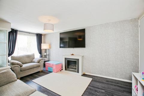 2 bedroom terraced house for sale, Ashfield Close, Halifax