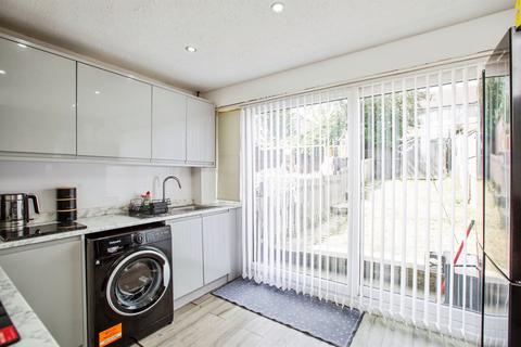 2 bedroom terraced house for sale, Ashfield Close, Halifax
