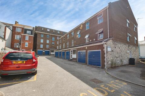 2 bedroom flat for sale, William Street, Weymouth, Dorset, DT4