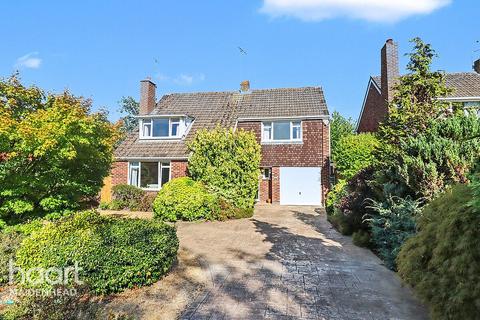 4 bedroom detached house for sale, Sheephouse Road, Maidenhead