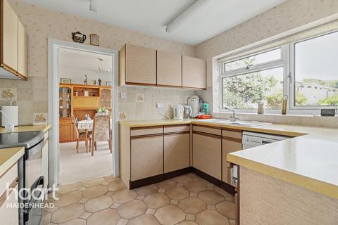 4 bedroom detached house for sale, Sheephouse Road, Maidenhead