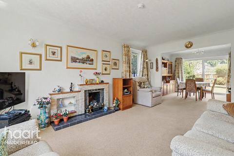 4 bedroom detached house for sale, Sheephouse Road, Maidenhead