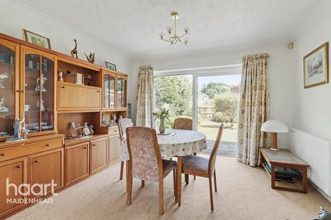 4 bedroom detached house for sale, Sheephouse Road, Maidenhead