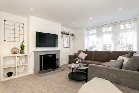 2 bedroom flat to rent, Dragon Parade, Harrogate, HG1