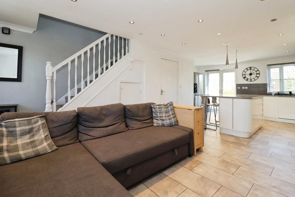 House in Yate, South Gloucestershire - More