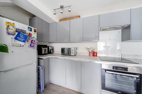 undefined, Swan Way, Fleet GU51