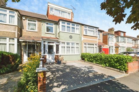 Milton Avenue, Hornchurch, RM12