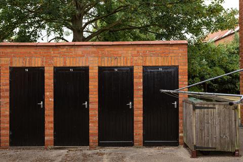 Studio for sale, Peel Close, Heslington, YO10