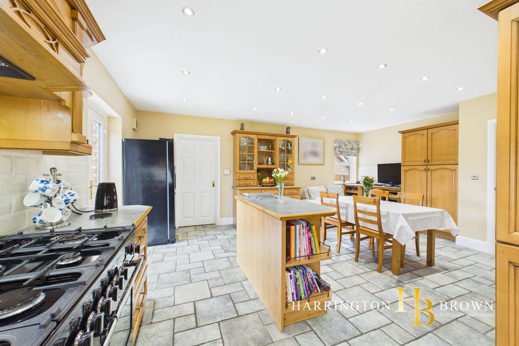 Open-plan living area, open plan living