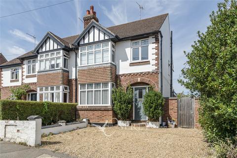 3 bedroom terraced house to rent, New Road, Peterborough PE8