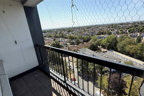 2 bedroom apartment to rent, Slewins Close, Hornchurch, Essex, RM11