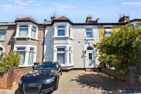 4 bedroom terraced house for sale, Milverton Gardens, Seven Kings, Ilford, IG3