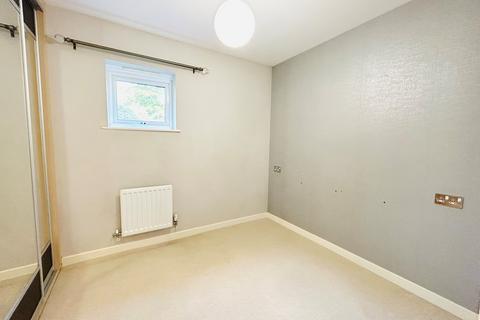 2 bedroom apartment to rent, Guillemot Road, Bristol, BS20