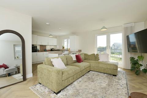 2 bedroom flat for sale, Flat 8, 4 Friars Croft Crook, South Queensferry, EH30 9EE