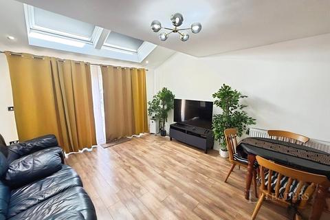 3 bedroom house to rent, Eastbourne Crescent, Stockport, Greater Manchester, SK5