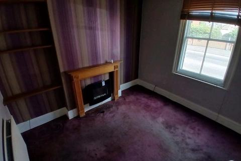 3 bedroom semi-detached house for sale, Holydyke, BARTON-UPON-HUMBER