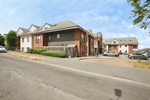 2 bedroom flat for sale, Pettiver Crescent, Rugby