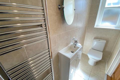 2 bedroom terraced house to rent, Handel Street, Golcar, Huddersfield