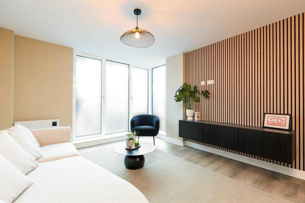 Apartment in Poole, Parkstone - View 3