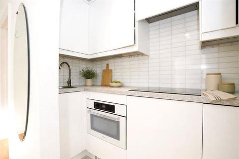 undefined, 25 Cambridge Road, St. Albans, Hertfordshire, AL1 5LH