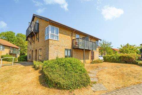 Studio for sale, Ramsthorn Grove, Walnut Tree, Milton Keynes