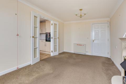 2 bedroom semi-detached house for sale, Crammavill Street, Grays RM16