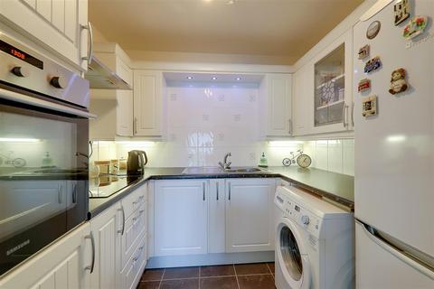 1 bedroom retirement property for sale, Broadwater Street East, Worthing