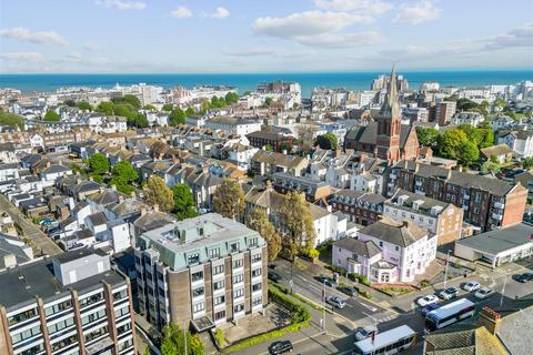 1 bedroom flat for sale, Gildredge Road, Eastbourne