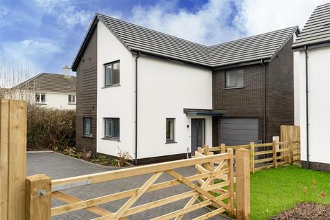 undefined, Long Close, Barnstaple EX32