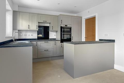 undefined, Long Close, Barnstaple EX32