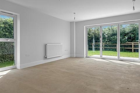 undefined, Long Close, Barnstaple EX32