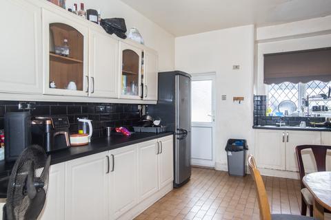 2 bedroom end of terrace house for sale, Hilton Fold Lane, Middleton M24