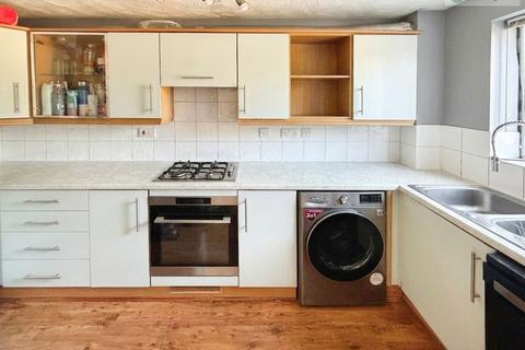 4 bedroom semi-detached house for sale, Gateway Close, Wootton, Northampton, NN4