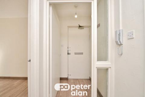 2 bedroom apartment for sale, Abernethy Quay, Maritime Quarter, Swansea