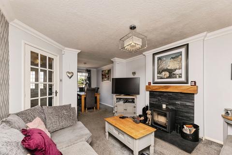 3 bedroom detached house for sale, Cavendish Avenue, Pontefract