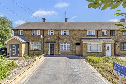 Paines Brook Way, Romford, RM3