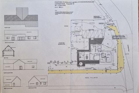 3 bedroom bungalow for sale, Evesham Bungalow Old Llantrisant Road, Tonyrefail, Porth, Mid Glamorgan, CF39 8YU