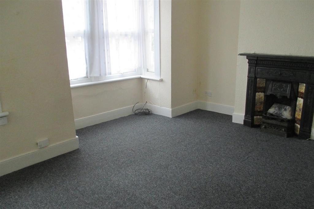 Apartment in London - View 3