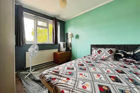 2 bedroom maisonette for sale, Leaholme Gardens, Slough, Berkshire